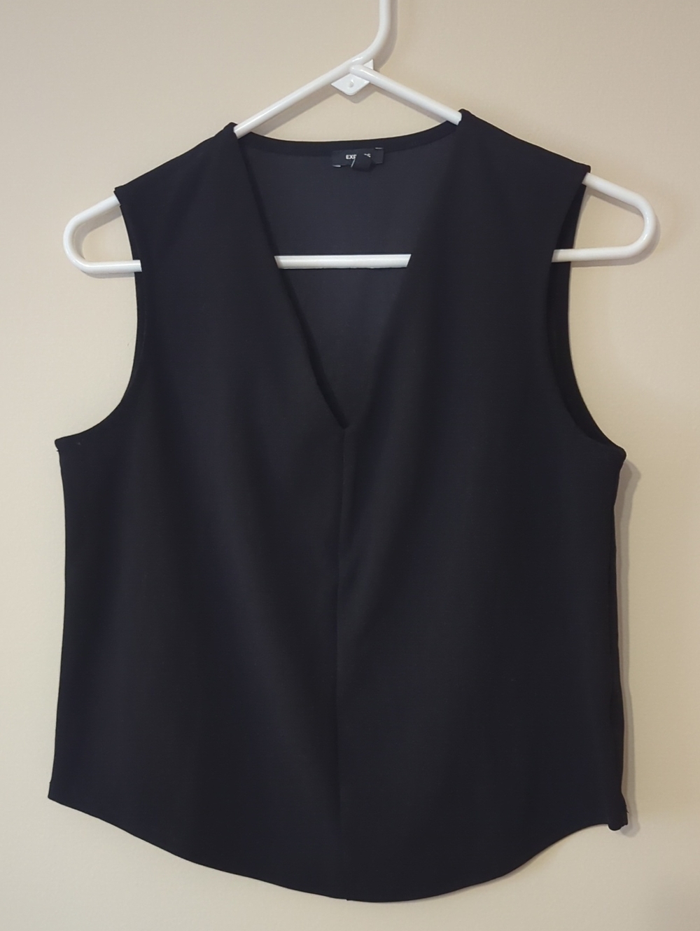 3/$15 Express Sleeveless Black Blouse Size Small 2025 Top Minimalist Work Shirt